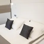 דירה Stela - Private Terrace & Parking *