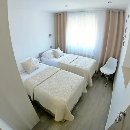 Stela - Private Terrace & Parking