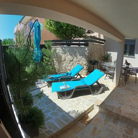 Stela - Private Terrace & Parking דירה