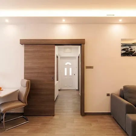 Lejlighed Stela - Private Terrace & Parking *